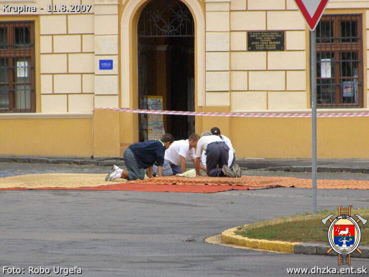 img00004.jpg