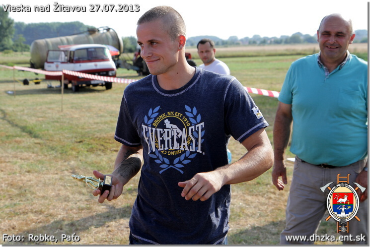 img00107.jpg